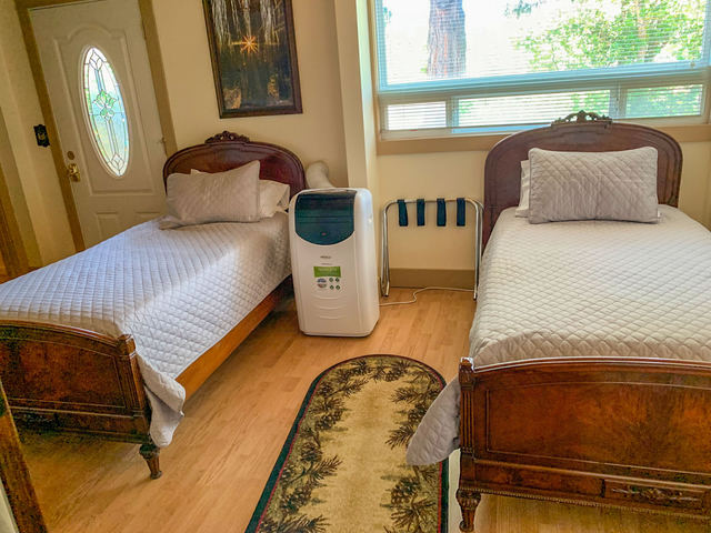 Main House, Room 106 (Downstairs Suite), photo 2