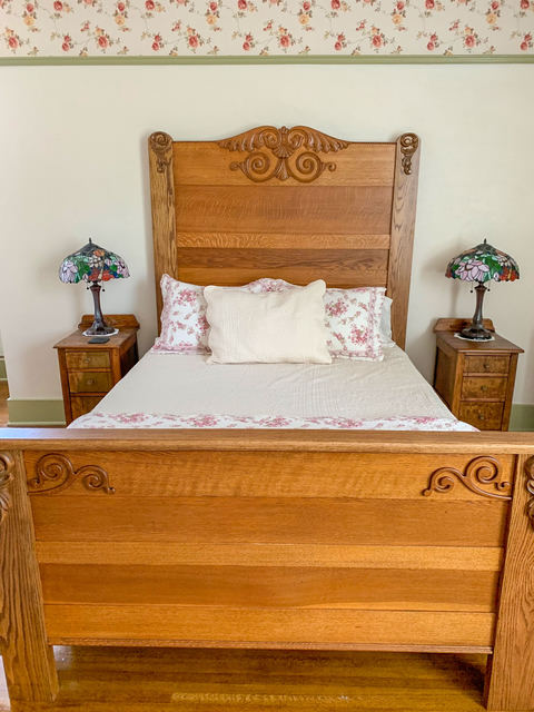 Main House, Room 202