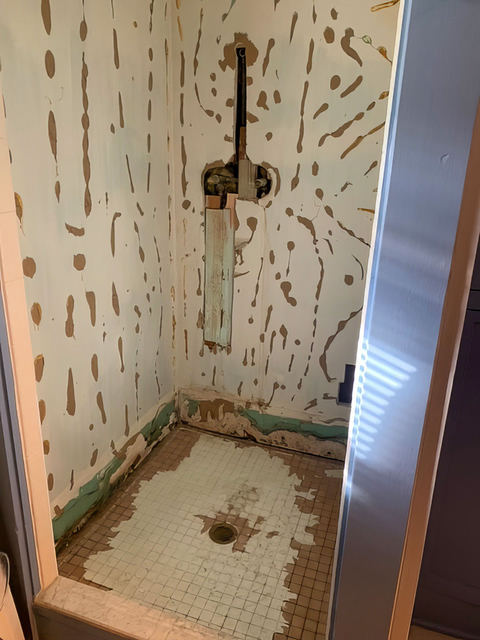 Carriage House bathroom renovation in progress, photo 2