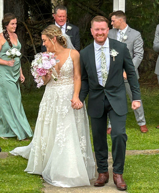 Wedding at Mount Shasta Ranch, photo 14